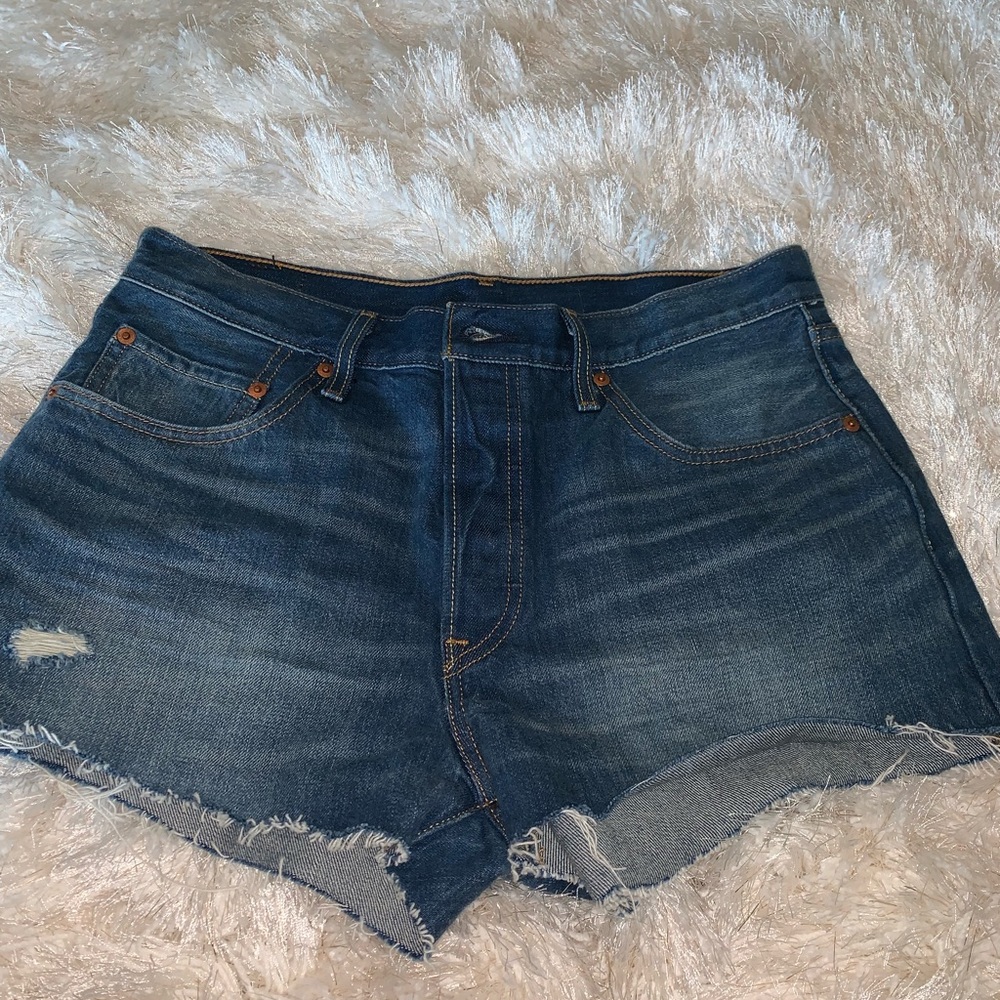 Cut off shorts